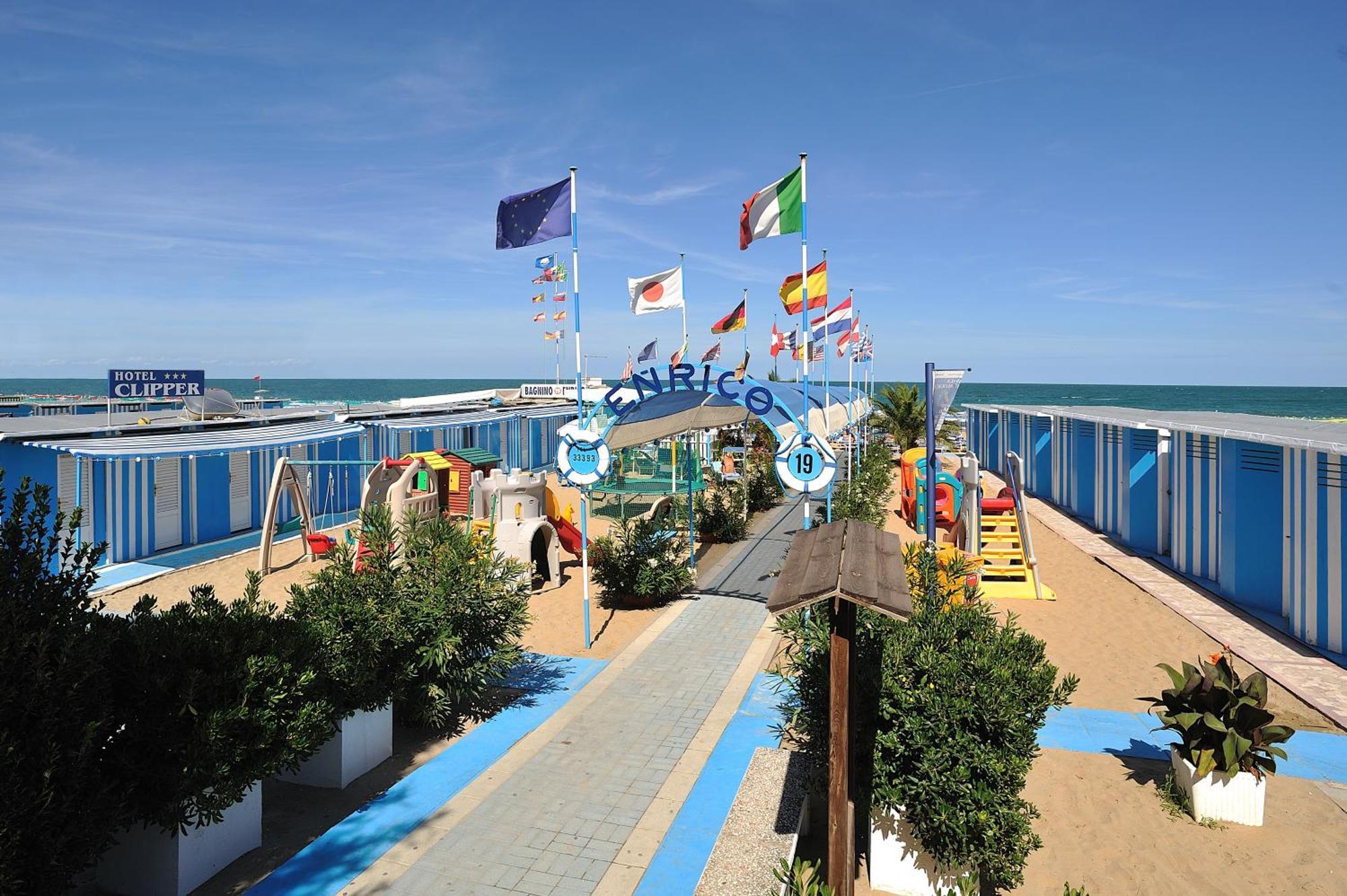 Clipper Hotel Pesaro Luaran gambar